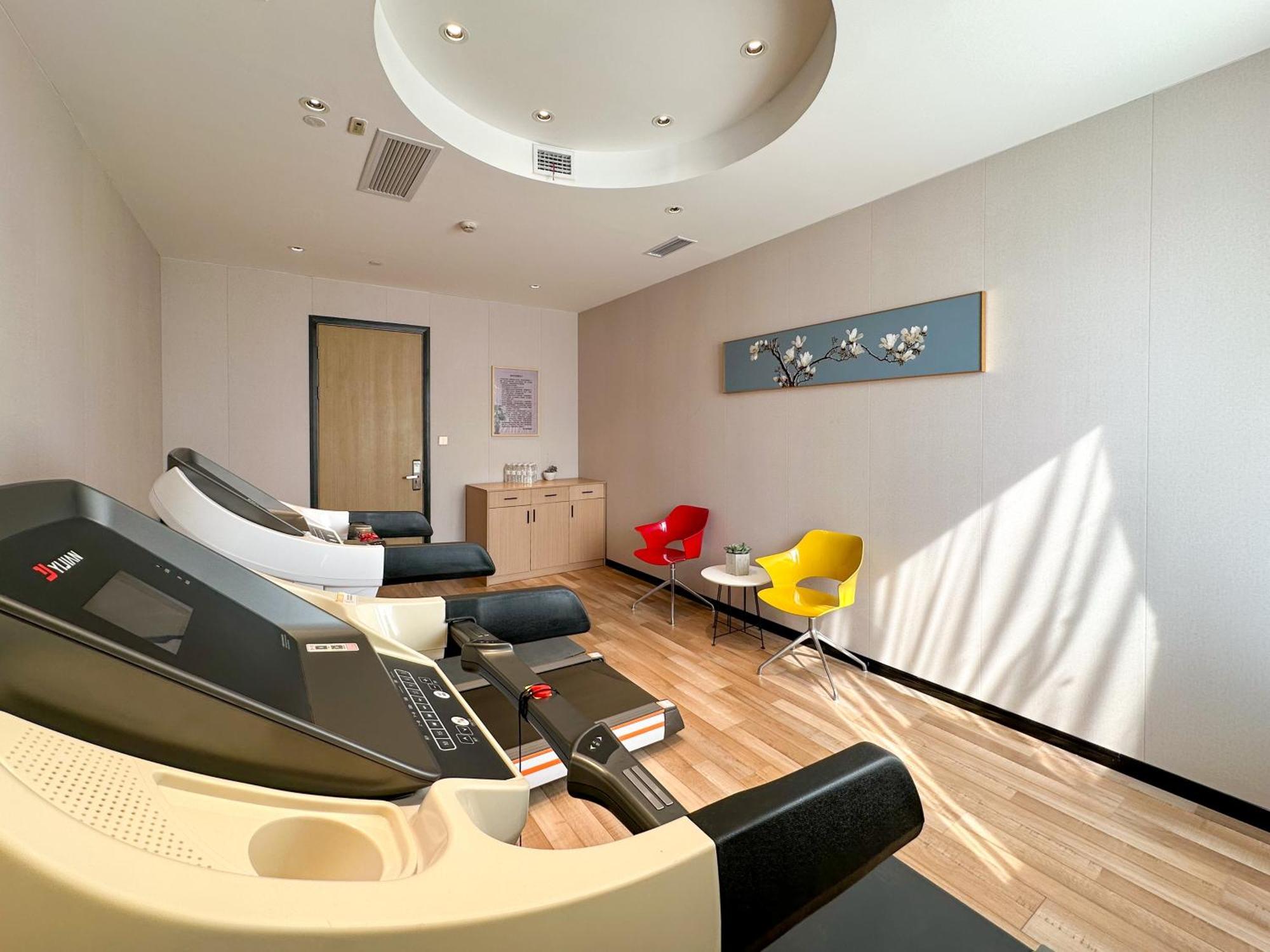 Shanghai-Deco Hotel-Free Shuttle Bus To Pudong Airport And Disneyland Exterior foto